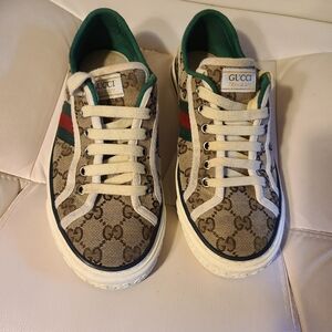 GUCCI 1977 LOW TOP SNEAKERS